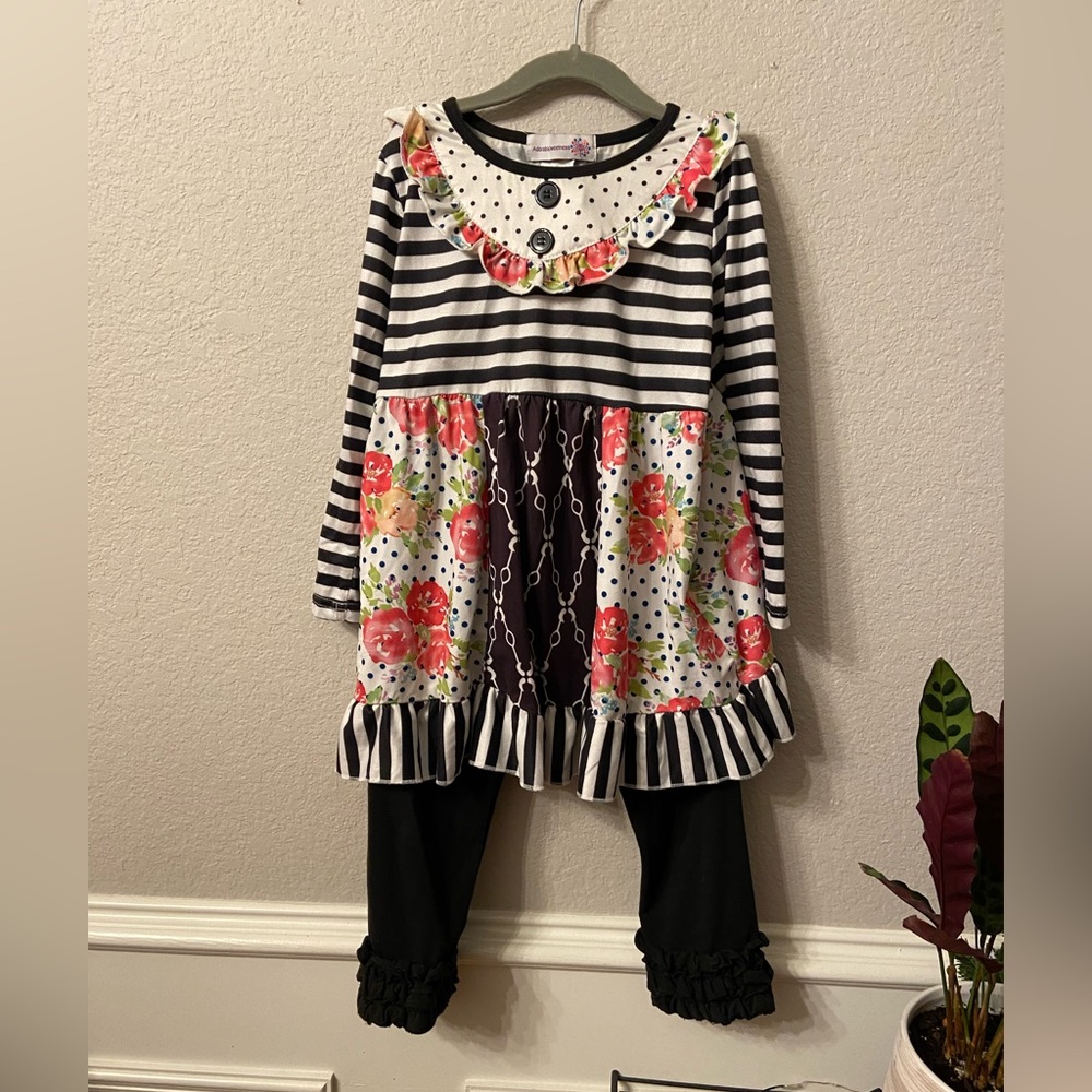 Adorable Sweetness Boutique Tunic Set size 6